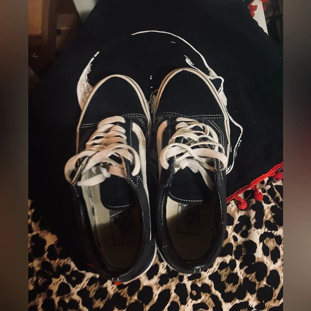 Vans Sk8-Lo Black & White Skate Shoes, size 6 - Picture 4 of 9
